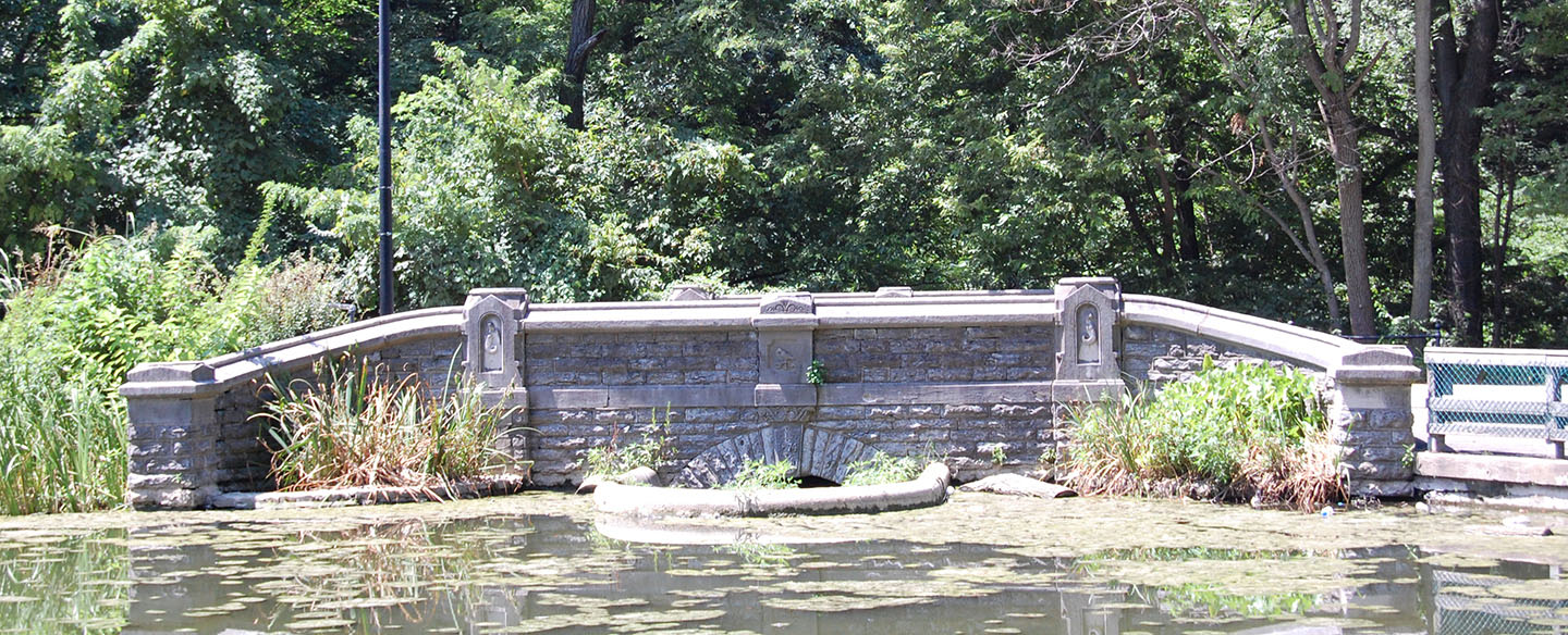 Burnet Woods Lake